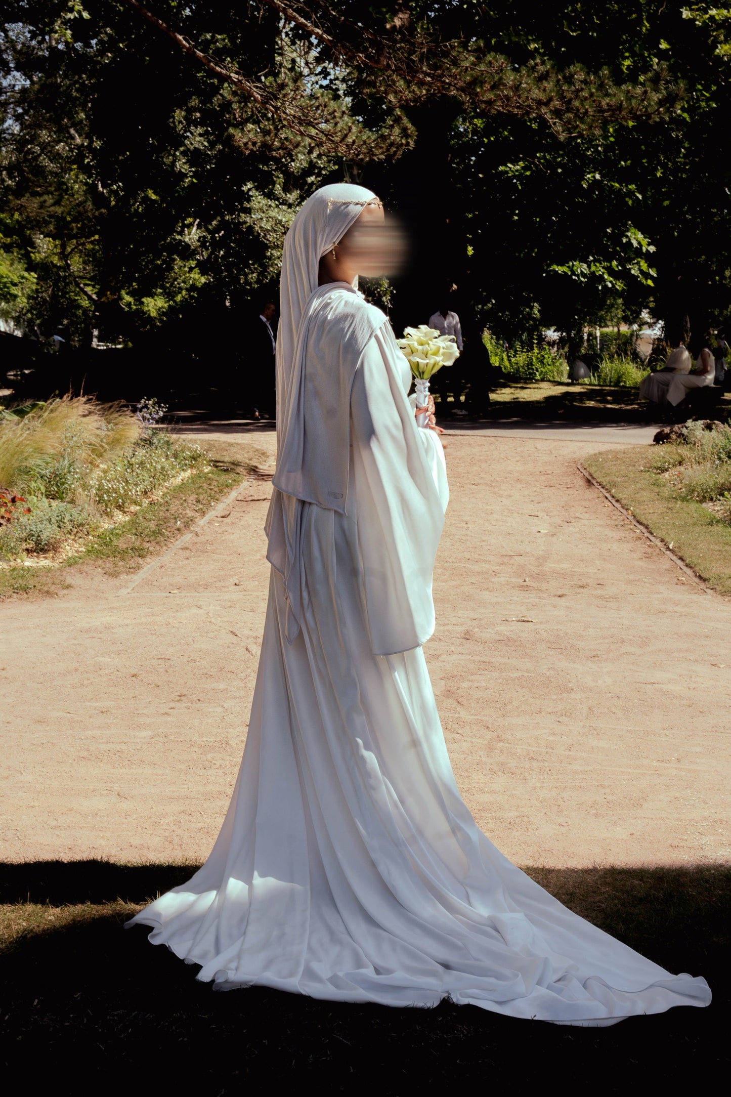 Robe Ameera